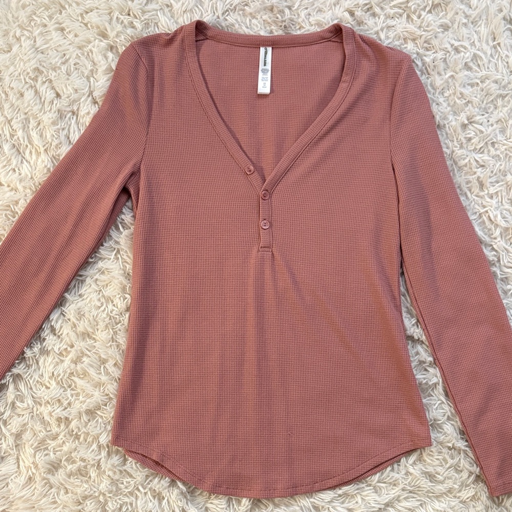 Athleta Long Sleeve Top
